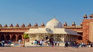 Day Trips from Agra: Fatehpur Sikri, Mathura, and More Nearby Gems