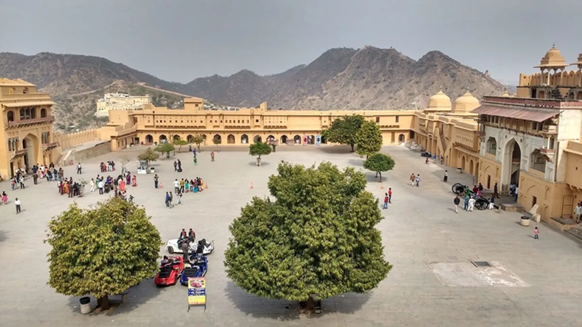 Secret Corners & Hidden Viewpoints – Pink City Panoramas Most Tourists Miss