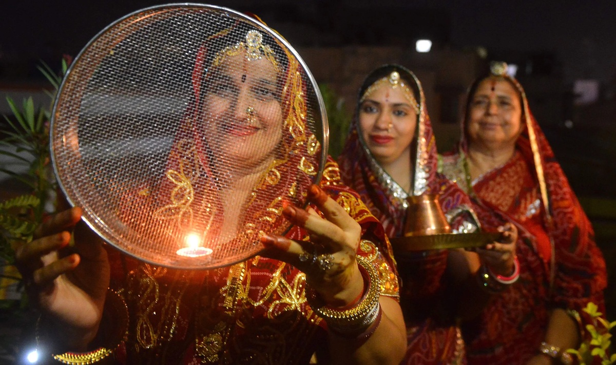 Karwa Chauth 2025: Date and Key Timings