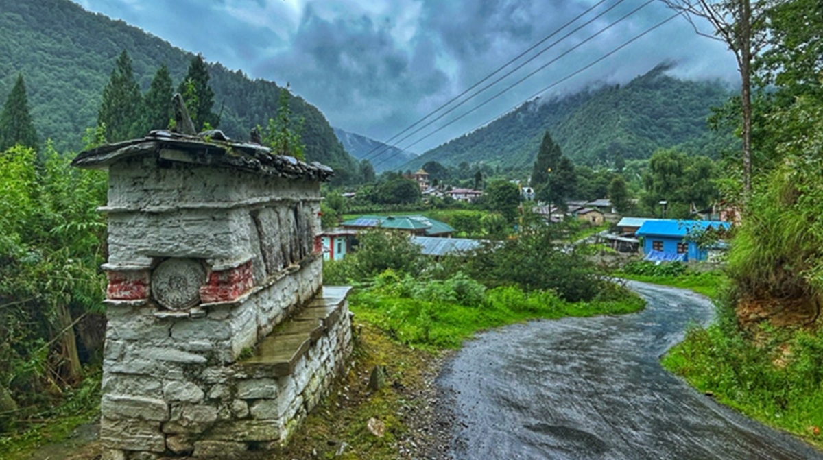 How to Pick Safe and Offbeat Destinations