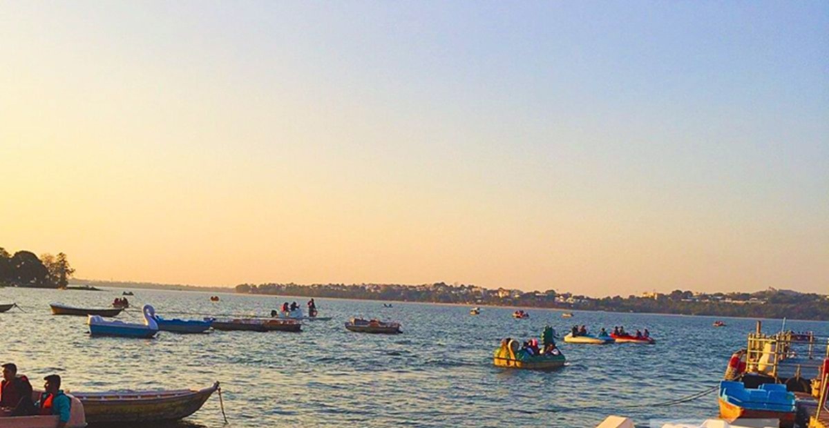 Activities you should try on the lakes