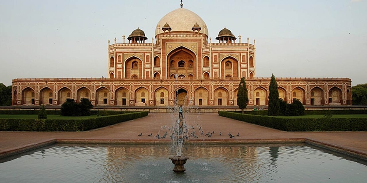 How to Reach from Major Points in Delhi