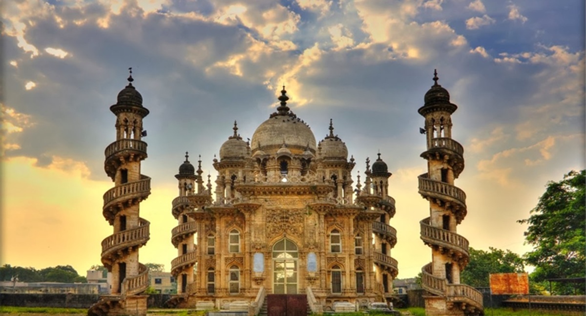 Travel Tips for International Visitors