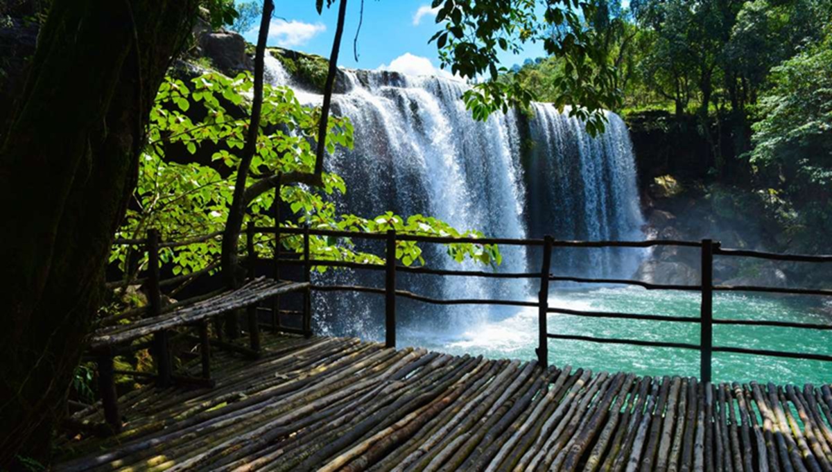 Syntu Ksiar – The Golden Flower Riverside