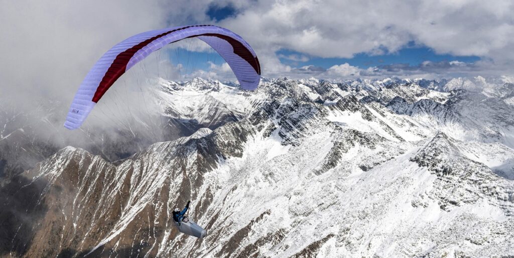 Best Paragliding Spots in India for December 2025