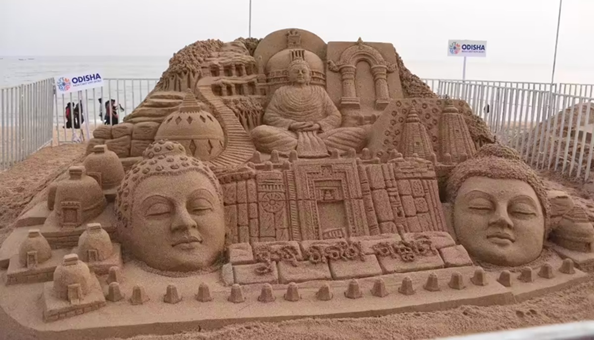 Festival Timings, Entry, and Practical Tips