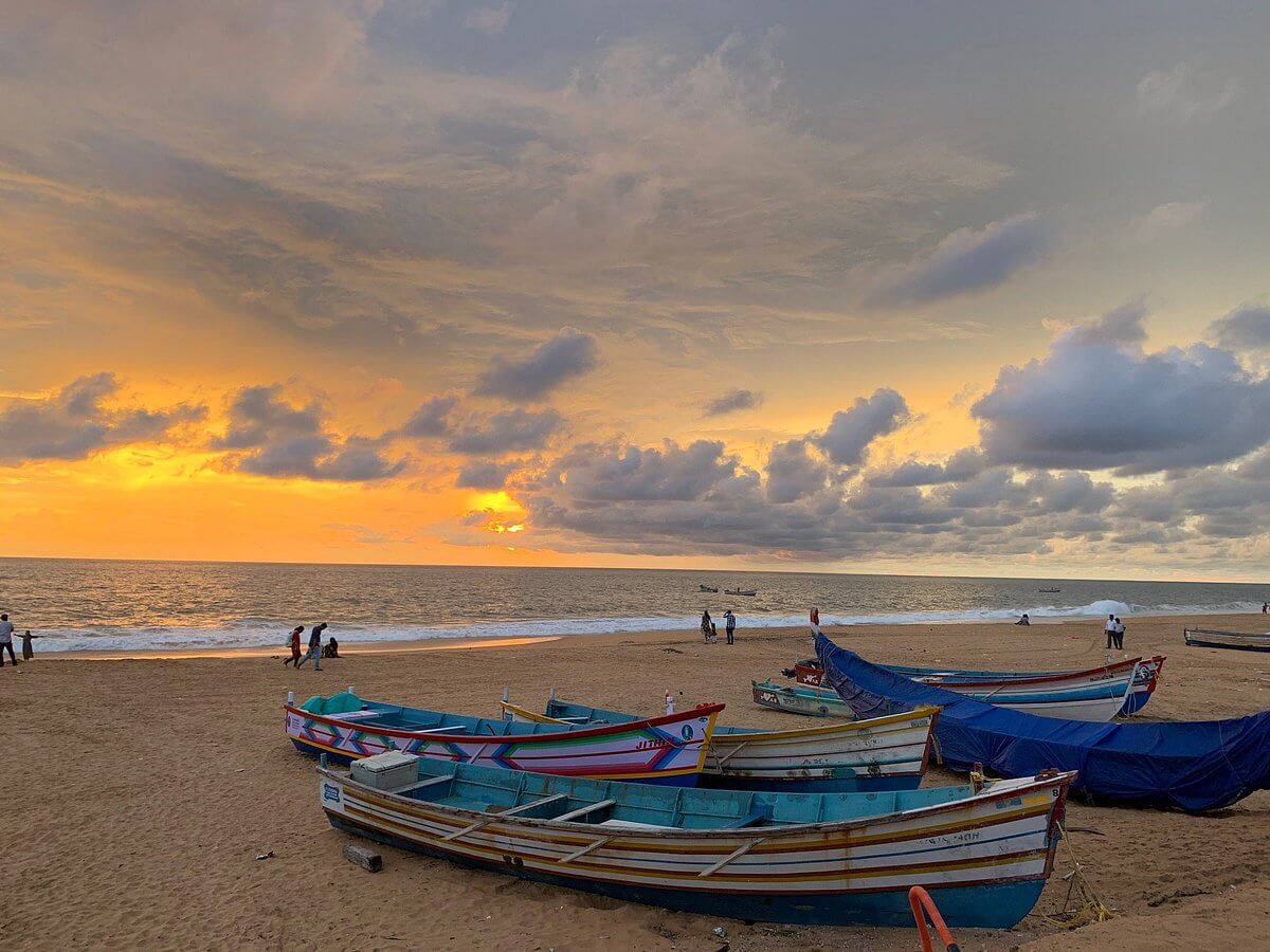 Shankumugham Beach Kerala