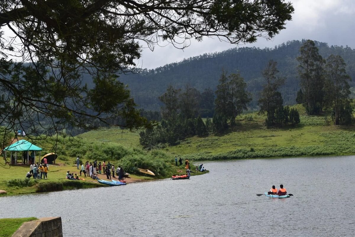 Spend a Quiet Afternoon at Mannavanur Lake Kodaikanal