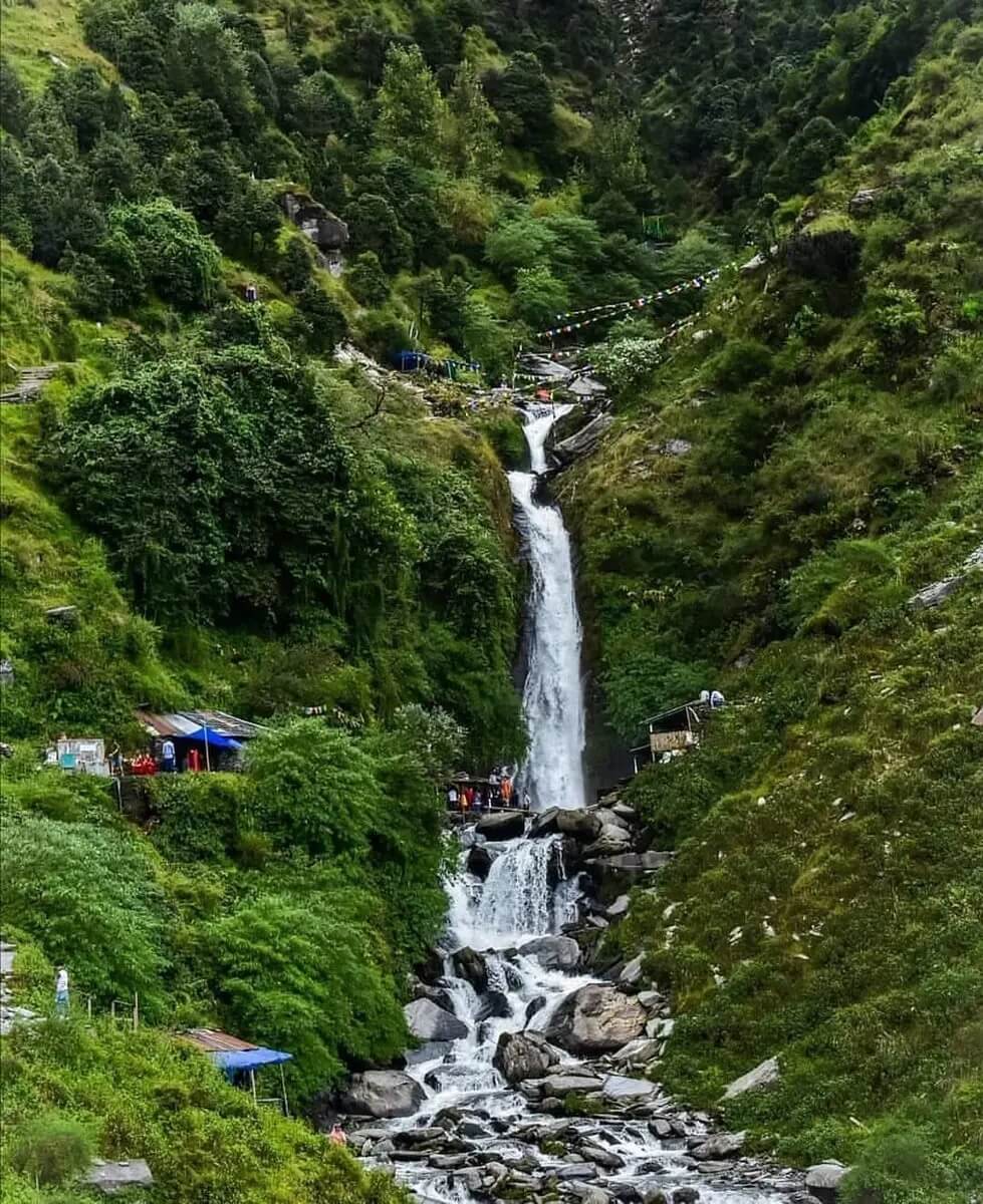Bhagsu Waterfall