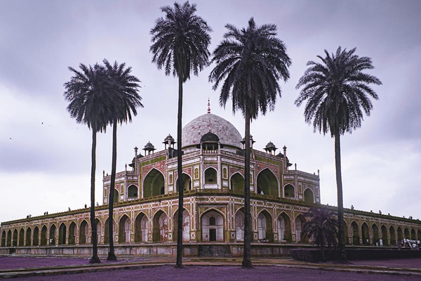 Arabella Mausoleum