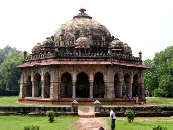 Isa Khan's Tomb