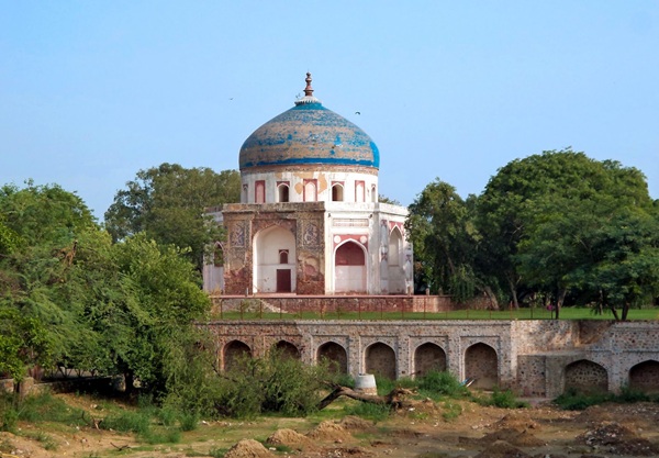 Nila Gumbad